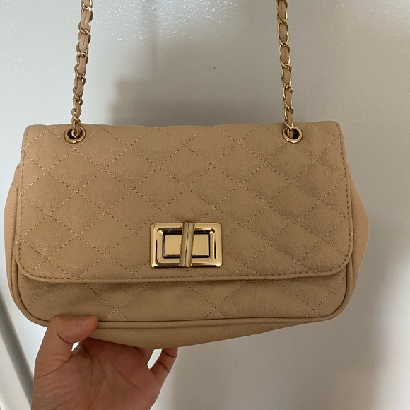 Aldo Double Gold Chain Strap Quilted Crossbody/Shoulder Bag - Picture 6 of 6